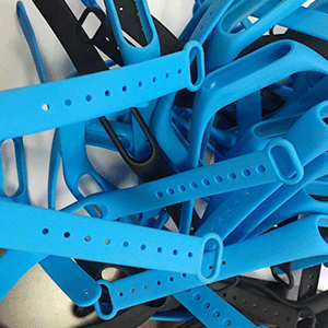 硅胶毛边处理